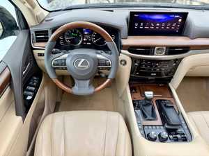 Lexus LX 570 2017 Usado, SUV, 5.7L V8, Automático, Gasolina, 5 Asientos, Techo Panorámico Oscuro Eléctrico - Product Image 5