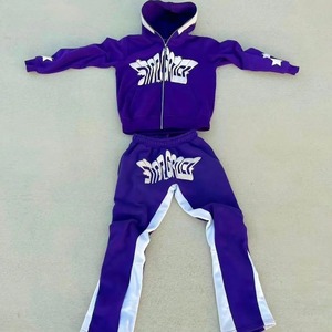 Ensemble sweat à capuche zippé et pantalon de survêtement unisexe Y2K de haute qualité avec impression en relief, logo personnalisé, coupe classique – Essentiels d'hiver - Product Image 4