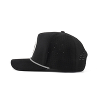 Casquette de golf 5 panneaux en polyester découpée au laser sur mesure avec logo 3D en caoutchouc imperméable, motif léopard Dobby, style sportif, fabriquée au Vietnam