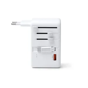 Adattatore da Viaggio Personalizzato Milvo, Gadget USB Promozionali per la Comodità in Movimento - Product Image 1