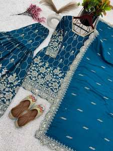 Dernier Designer Pure Heavy Chinon Soie Broderie Séquence Travail Sharara Suit Par FabZone - Product Image 4