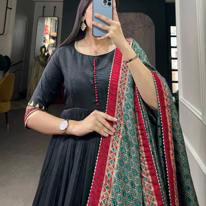 ทัสซาร์ผ้าไหมพิมพ์ลายต้นชาลีฮางก้า choli Garba แบบดั้งเดิมสำหรับงานเลี้ยงฉลองเทศกาลงานเฉลิมฉลองแบบดั้งเดิม - Product Image 2