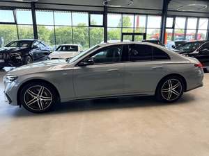 Mercedes-Benz Clase E E 300 2025 Automático Gasolina Turbo Faros LED Ruedas R19 Asientos de Cuero Euro VI 5 Plazas - Product Image 6