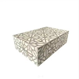 Boîte à bijoux décorative de rangement, ensemble de 6 pièces, bois et plastique, moderne, luxe, rangement pour colliers et bagues, avec taille et couleur personnalisées - Product Image 1