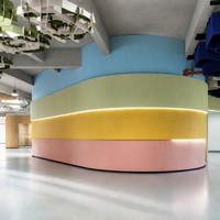 Panneau acoustique incurvé poli en PET, panneau acoustique en fibre de polyester, feutre acoustique insonorisant Kusdesign