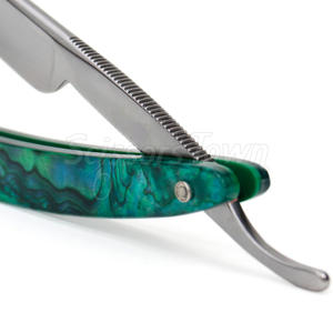 Rasoir droit de qualité supérieure avec poignée durable et logo personnalisé et lame de précision pour barbiers - Product Image 3