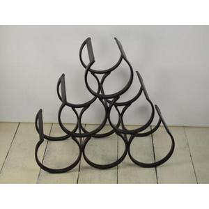 Ensemble de 2 supports muraux pour bouteilles de vin en métal pour le stockage, revêtement en poudre doré et noir, forme et taille personnalisées. - Product Image 6