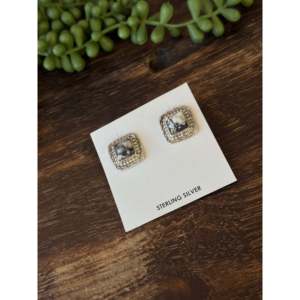 Pendientes de botón de plata esterlina y bálfalo blanco hechos por Navajo con engaste geométrico y diseño incrustado - Product Image 4