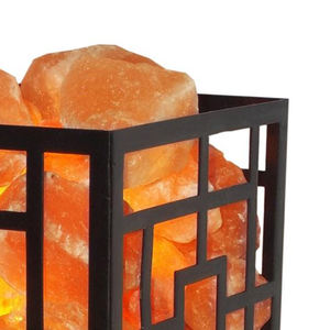 Lampe 100% en morceaux de sel naturel de l'Himalaya avec panier en fer unique Forme personnalisée Artisanat exceptionnel - Product Image 6