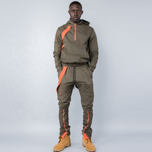 Survêtements taille personnalisée avec coupe-vent tissu souple à manches longues avec poche zippée parfait pour la course à pied et le sport - Product Image 2