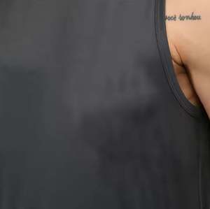 Camiseta sin mangas con hombros caídos para hombre, corte de moda de gran tamaño, proveedor de fábrica OEM - Product Image 3