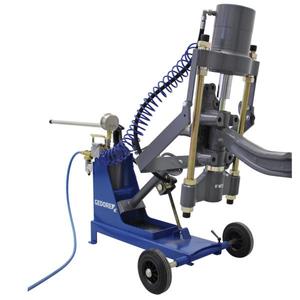 Presse à rotules hydraulique Gedore KL-1000-20 de 65 tonnes avec jeu de douilles - Product Image 2