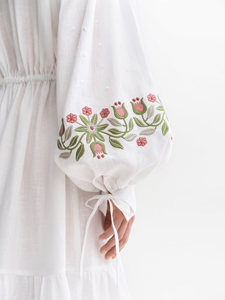 Robes décontractées papillon brodé respirant blanc à manches longues été et automne robe mi-longue pour les femmes - Product Image 4