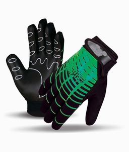 Gants de football gaéliques personnalisés de haute qualité avec poignée en latex Gants GAA légers et haute performance - Product Image 1