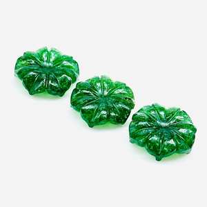 Gema de Cuarzo Verde Tallada a Mano en Forma de Flor de 17 mm, Amuleto de Flor - Product Image 3