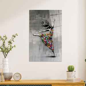 Póster en Lienzo de Bailarina de Graffiti: Impresión de Arte Urbano, Decoración de Pared Estilo Callejero, ARTE EN VIDRIO TEMPLADO - Product Image 1