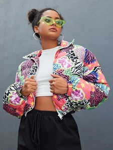 Nuevas y elegantes chaquetas sublimadas ligeras recortadas informales de otoño e invierno para mujer a la venta - Product Image 3