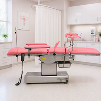 Table d'opération obstétricale électrique multifonctionnelle, lit de naissance gynécologique avec support pour les jambes pour hôpital et maternité