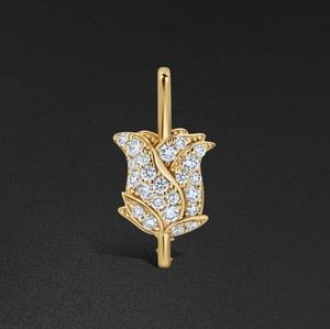 Collar con Colgante de Rosa Salvaje, Colgante Redondo de Moissanita con Acabado Chapado en Oro Blanco de 14K, Estilo Hip Hop - Product Image 4