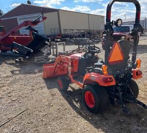 Tractor Kubota BX-23S con cortadora, retroexcavadora y cargador frontal en venta. - Product Image 4