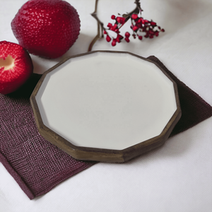Plateau octogonal en émail blanc personnalisé fabriqué à la main par des artisans indiens Plateau de service en bois de manguier idéal pour servir et décor de cuisine - Product Image 6