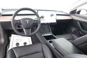 รถโมเดล 3 ปี 2022 สภาพใหม่เอี่ยม - Product Image 4