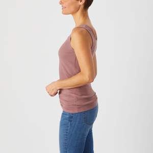 Débardeur de performance sans manches pour femmes, doux et extensible, évacuant l'humidité, pour le fitness et les vêtements de sport. - Product Image 3