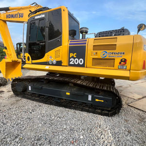 Excavatrice sur chenilles KOMATSU PC200-8 de 20 tonnes d'excellente performance utilisée comprenant le roulement de vitesse de moteur à un prix bon marché - Product Image 1