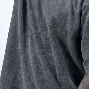 Camiseta de Estilo Urbano con Corte Holgado y Lavado Ácido, Tela de Algodón Suave y Transpirable, Cómoda y Casual para Uso Diario - Product Image 5