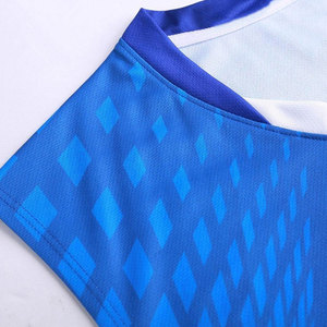 Uniformes de Voleibol Personalizados al por Mayor con Impresión por Transferencia de Calor, 100% Poliéster, Secado Rápido, Transpirables, Último Diseño - Product Image 4