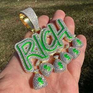 จี้เงินแท้ 925 ชุบโรเดียม ชุบทอง 14K สไตล์พังก์ ประดับมอสซาไนต์ พร้อมโลโก้ USD ดีไซน์ชุ่มชื้น แฟชั่นฮิปฮอป เครื่องประดับชาร์ม 9 - Product Image 2