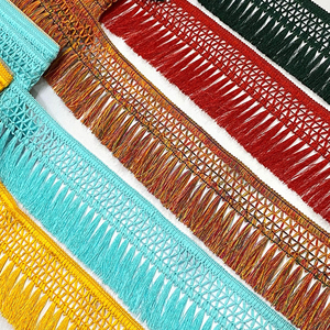 POLYESTER GLANDS FRANGE COUPE DENTELLE 3 "UTILISATION dans les SACS TOT et DÉCORATIONS OFFRES en GROS - Product Image 1