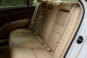 ACURA RL SH-AWD 2005 d'occasion, conduite à gauche/droite - Product Image 2