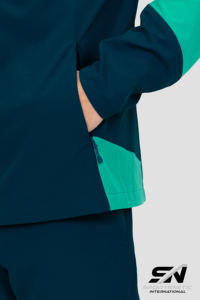 ชุดวอร์มลำลองผู้ชาย Sportsnetic ผลิตจากไนลอน 100% สะท้อนแสง กันน้ำ กันลม เสื้อแจ็คเก็ตและกางเกงวอร์มแบบจ็อกเกอร์ - Product Image 6