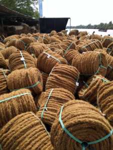 Corde de coco naturelle de haute qualité et corde de coco faite à la main pour tapis de salon décoratifs et tapis de bain - Product Image 5