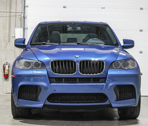 Vehículo Usado a Precio Accesible - Volante a la Izquierda |   Volante a la derecha |   2010 B M W X5 M - Product Image 1