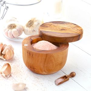 ArtisRaw JC001 Salière en bois avec couvercle et cuillère, fabriquée à la main à partir de bois d'olivier tunisien, boîte à sel, cochon à sel - Product Image 6