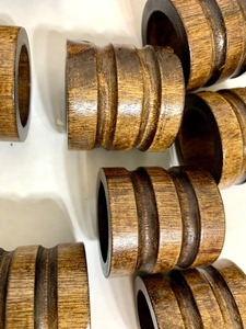 Anneaux de serviette en bois perlé, anneau de porte-serviettes en bois rustique naturel pour table-anneau de serviette en perles en bois fait à la main avec ficelle de jute - Product Image 4