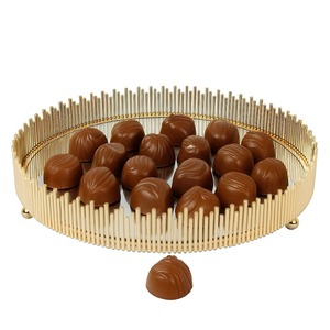 ชั้นวางช็อคโกแลตที่ดีที่สุดในสไตล์พร้อมถาดโลหะสำหรับตกแต่งระดับพรีเมียมที่ผสมผสานอย่างลงตัวระหว่างความสง่างามและการใช้งาน - Product Image 6