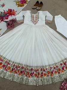 El último vestido Anarkali de trabajo de bordado de seda de diseño pesado Chinon de FabZone - Product Image 4