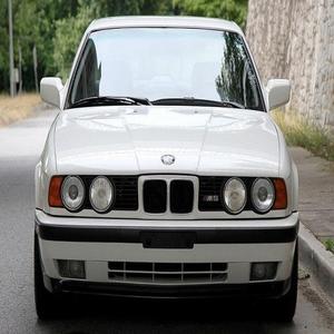 BMW M5 USADO, AÑO 1991, VOLANTE A LA IZQUIERDA/DERECHA - Product Image 1