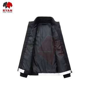 ชุดวอร์มผู้ชาย สีผ้าและโลโก้สั่งทำได้ รับผลิตแบบ OEM ODM ชุดสองชิ้น เสื้อผ้าสวมใส่สบาย - Product Image 4