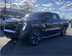 Meilleur prix pour un GMC Sierra EV Denali Extended Range Pickup 4D 5 3/4 FT RS d'occasion 2025 - Product Image 1