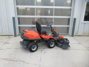 Tondeuse autoportée Husqvarna R332T AWD en bon état, prix avantageux, achetez maintenant - Product Image 3