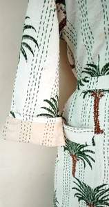 Chaqueta de Kantha india para mujer, chaqueta acolchada hecha a mano, larga, bata, invierno, novedad - Product Image 5