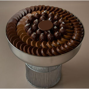 Platos de chocolate de metal de alta calidad con base de madera para bodas y ocasiones para servir dulces de chocolate, aperitivos, cuenco para servir dulces - Product Image 4