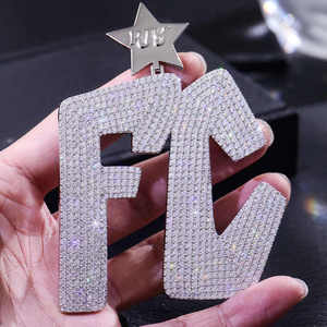 Personalizado Icedout Moissanite Diamante Colgante VVS Claridad Joyería Fina con Cualquier Letra Estilo Vintage Collar de Plata - Product Image 1