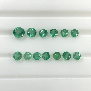 Fine Quality Natural Zambian Emerald Round Cut 3.5-4.0mm Light Green Color Loose Gemstone for Making Jewellery at Best Price - Product Image 3