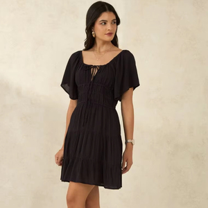 Mini Vestido corto bohemio negro con cuello cuadrado y precio bajo de alta calidad, crepé de algodón para vacaciones de verano con vestido elástico para mujer - Product Image 1