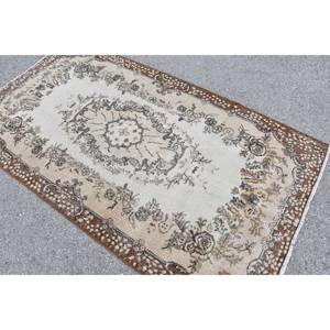 พรมตุรกีวินเทจขน6.9ft เบจสีน้ำตาลขนาด3.8 x ถักทอแบบแบนมีลวดลายปะติดสำหรับตกแต่งห้องนั่งเล่นหรือใช้ในห้องโถง - Product Image 4